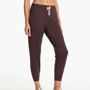 Vuori Performance Jogger Mahogany Heather